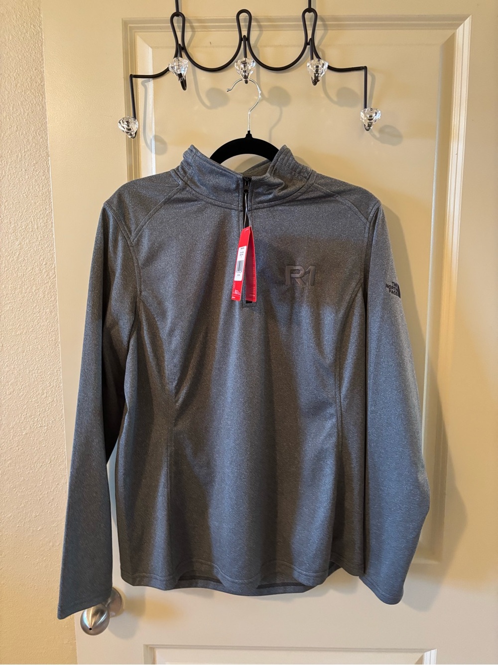 The North Face Gray R1 Quarter Zip Performance Pullover - NWT, Women’s XL